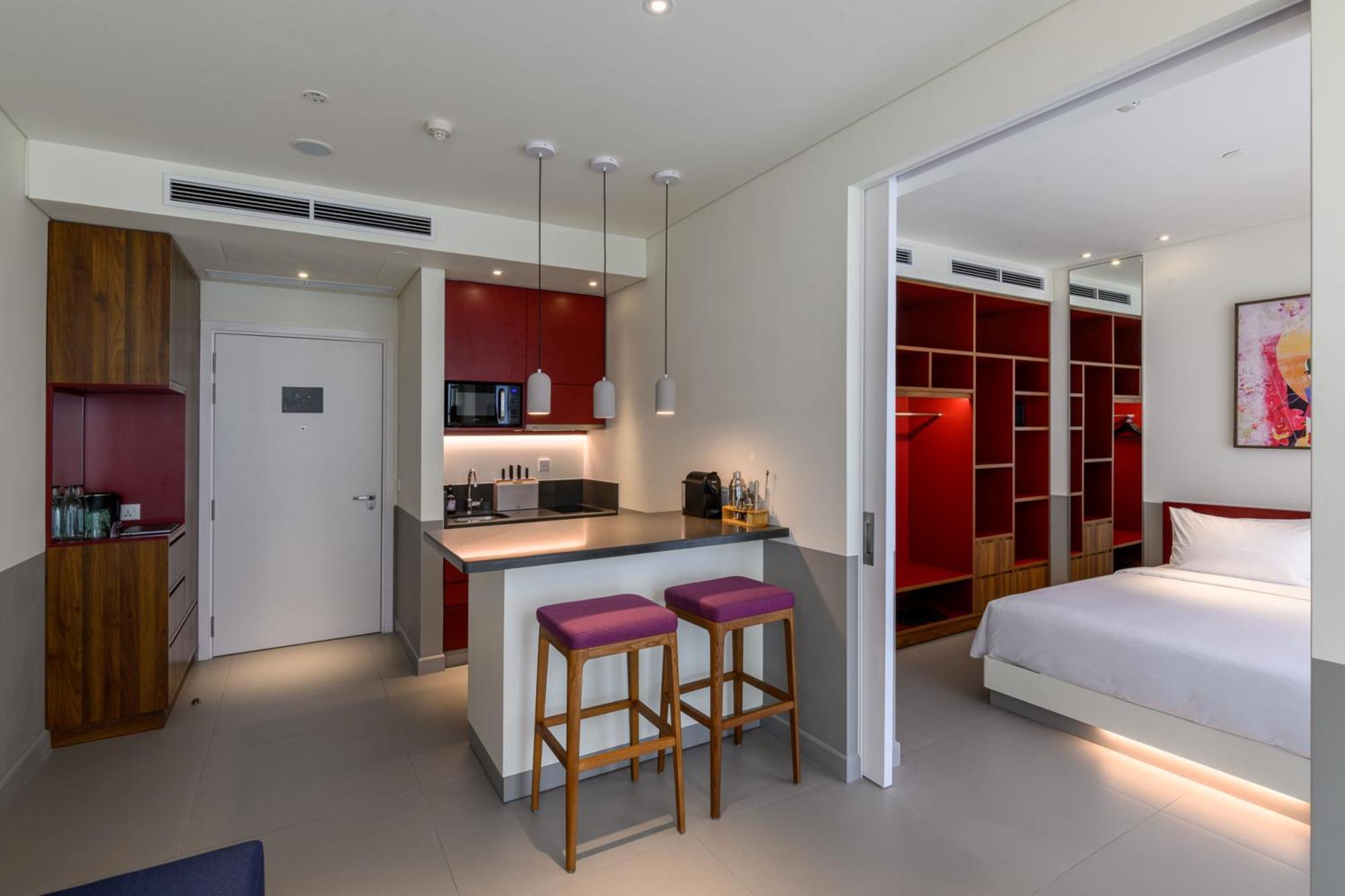 Wink Tho Ninh Kieu Wharf - 24hrs & Rooftop Pool Bar 5*